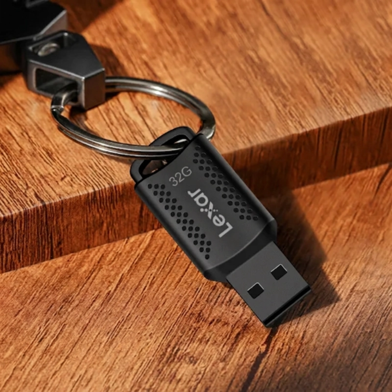 قیمت و خرید فلش مموری 32 گیگ لکسار مدل JumpDrive V400