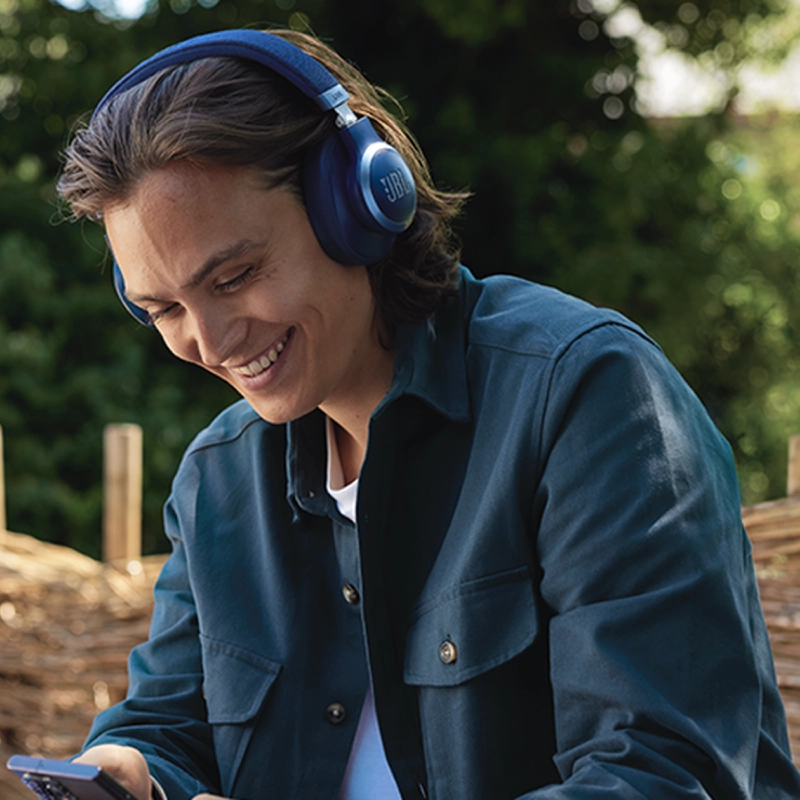 JBL Live 770NC Wireless over-ear Headphones